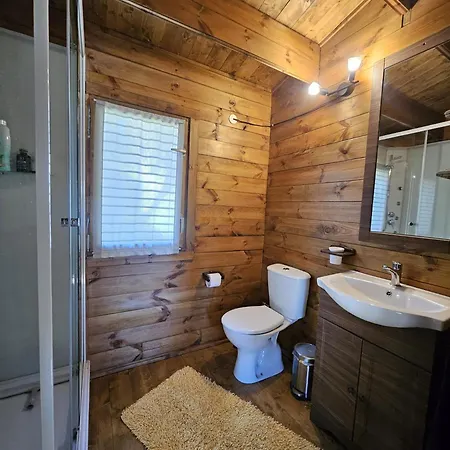 Farmház Polgara Lari