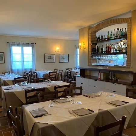 Polgara Farm stay Lari